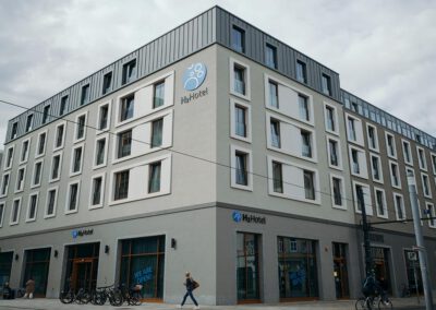 Neubau Geschäftshaus, Hotel und Parkhaus in Erfurt